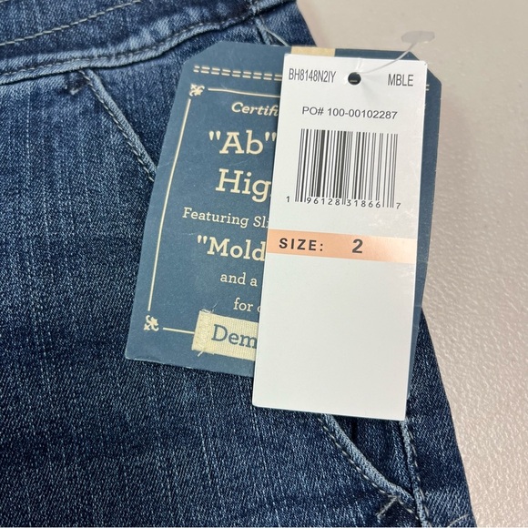 Democracy Women's Ab Solution Denim Drawstring Bermuda Short Size 2 - Picture 5 of 11